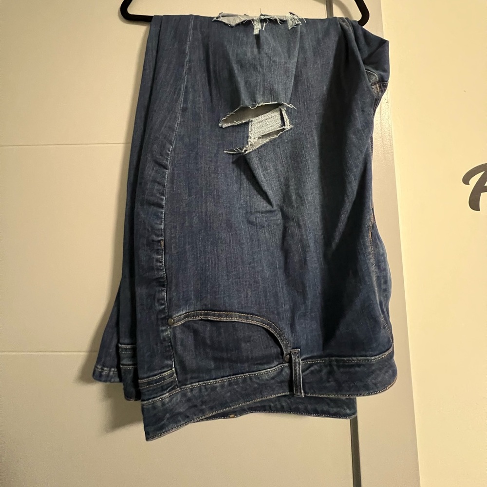 Ripped jeans